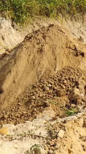 Saibro/ areia fina/ argila pra indústria em geral