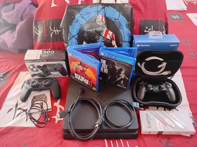 Ps4 1TB + 2 controles (novo e paralelo) + 2 jogos