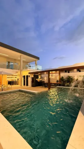 Casa 5/4 Condominio Jardins Amsterdã