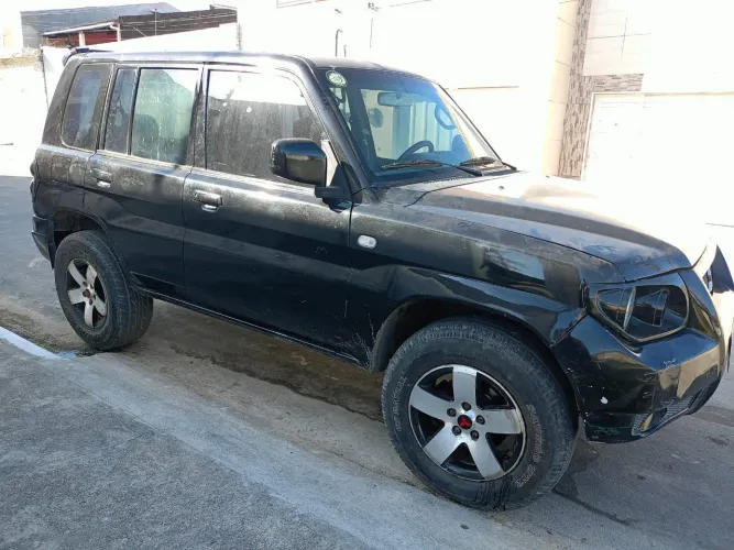 Mitsubishi Pajero TR4 2.0/ 2.0 Flex 16V 4X4 Mec. 2004