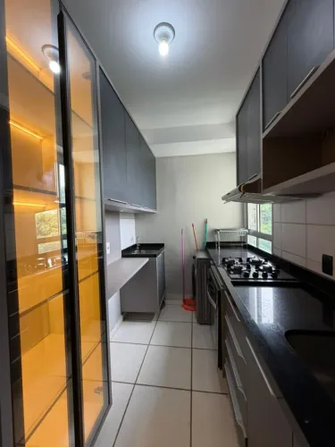 ALUGO /  APARTAMENTO  NO CONDOMÍNIO CONQUISTA TORQUATO / TRAGA SÓ AS ROUPAS DO CORPO /2200