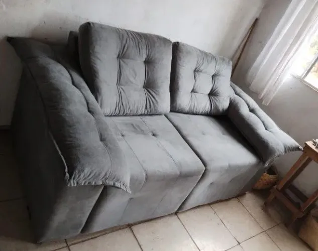 Sofá retrátil