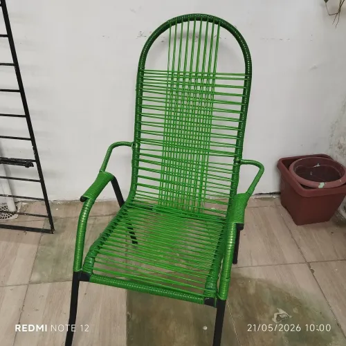 Vende uma cadeira preguiçosa de macarrão de metal nova cor verde 