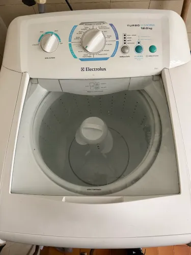 Máquina de lavar Electrolux 12kg