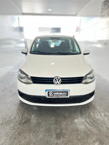 Volkswagen Fox 1.0 MI Total Flex 8V 5P 2014
