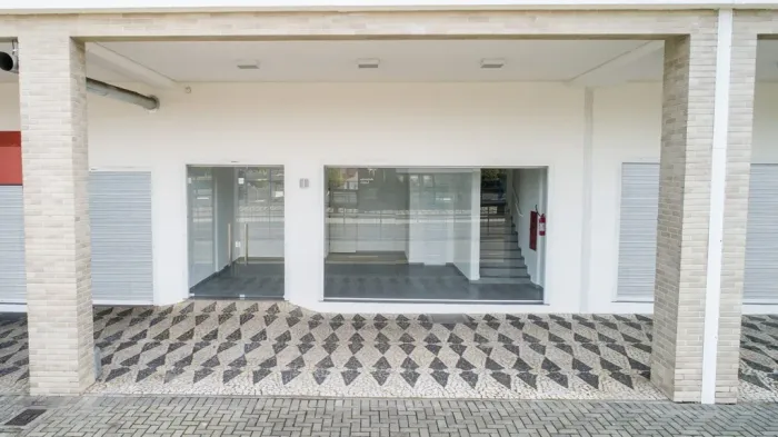 Loja em Curitiba, no bairro Boa Vista - Referência: Loja04 - Garden Sevilha - Lojas