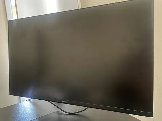 Tela Monitor Samsung 27polegadas 100Hz Full HD + Braço articulado