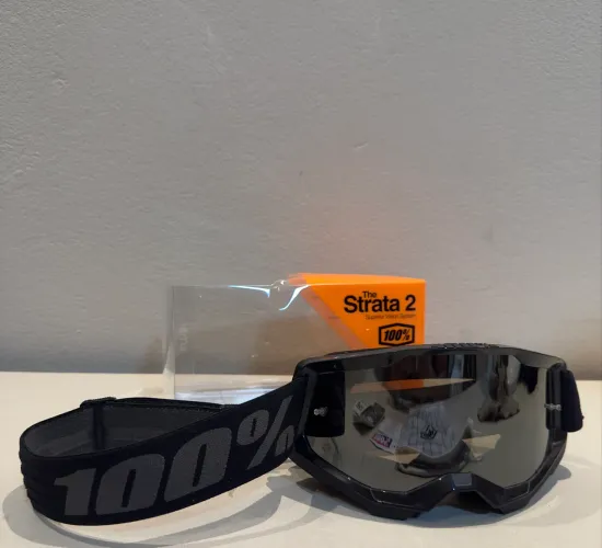 ÓCULOS 100% STRATA 2 - LENTE SILVER ESPELHADA