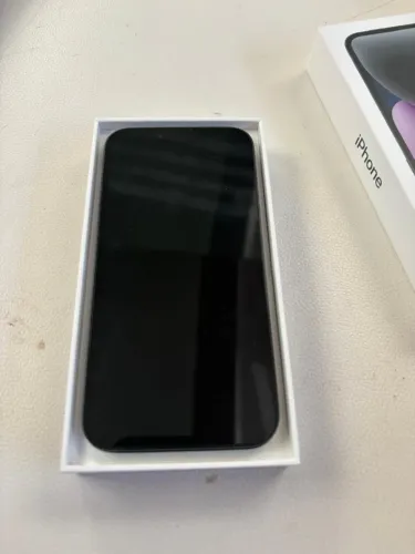 Apple iPhone 14 Meia Noite 256 gb 86% Bateria