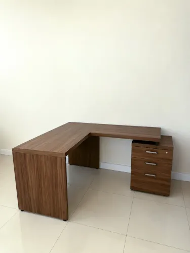 MESA DIRETOR EM MDF