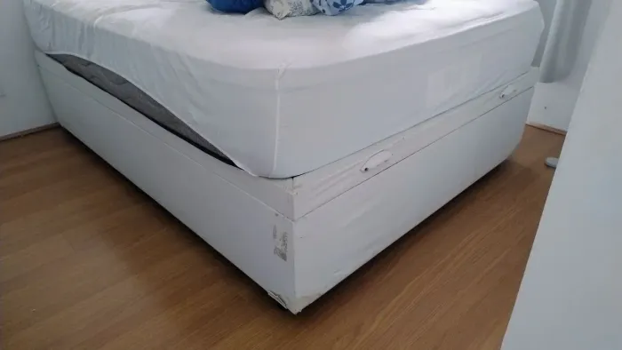 Cama box usada