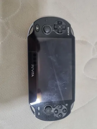 PlayStation Vita (PS Vita) OLED Modelo 1000 + Carregador e Cartão Originais Sony