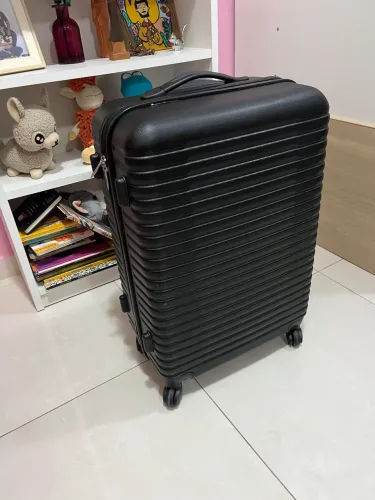 Mala de viagem tamanho média