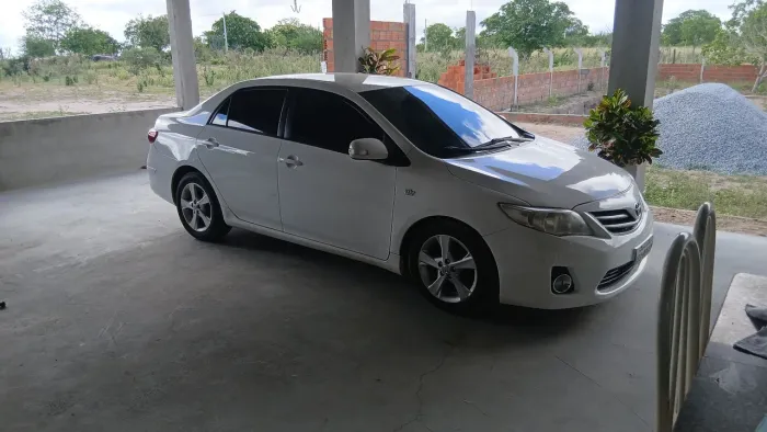 Toyota Corolla XEI 2.0 Flex 16V Aut. 2013