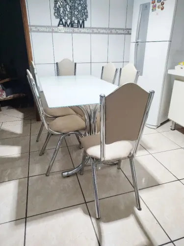 Mesa de jantar 6 cadeiras