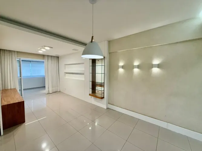 Apartamento para aluguel com 107 m² com 4 quartos em Botafogo - Rio de Janeiro - RJ