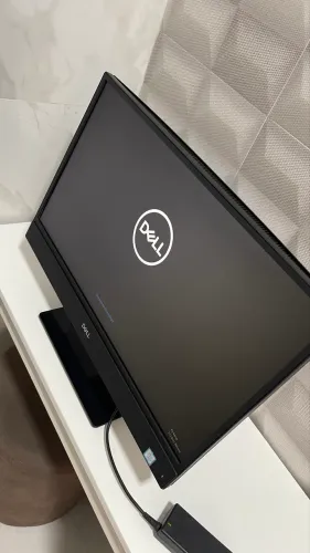 DELL Inspiron 22-3277 ALL IN ONE RAM 12GB SSD 224GB ACEITO TROCAS .. leia