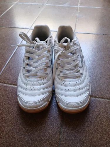 Vendo chuteira joma tamanho 37 38