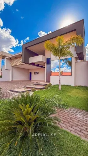 Casa Térrea à Venda no Condomínio Vale das Araras 3 Suítes, Piscina com Spa, Automação Al