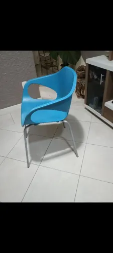 Cadeira decorativa moderna e confortável marca stay
