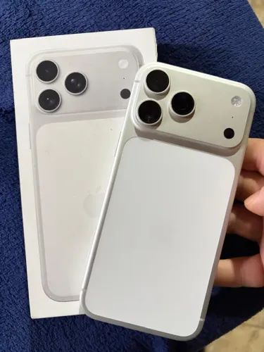 iPhone 17 pro Max 256