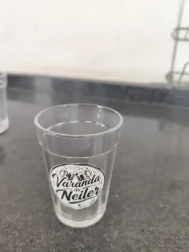Adesivo personalizado para copos.