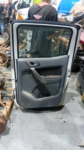 Forro de Porta Traseira L/D com Botão Comando de vidro Dianteiro L/E Ranger 2017