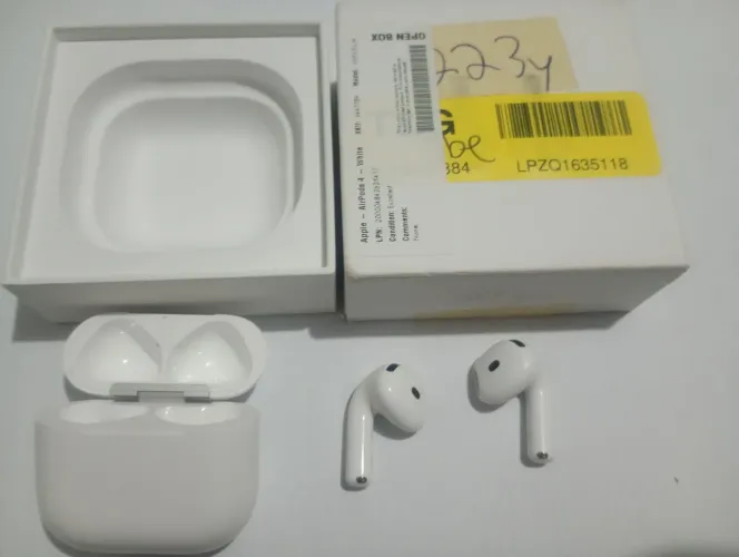 Apple airpods 4