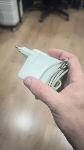 Carregador Original Apple MagSafe 1 45W A1244 para MacBook Air