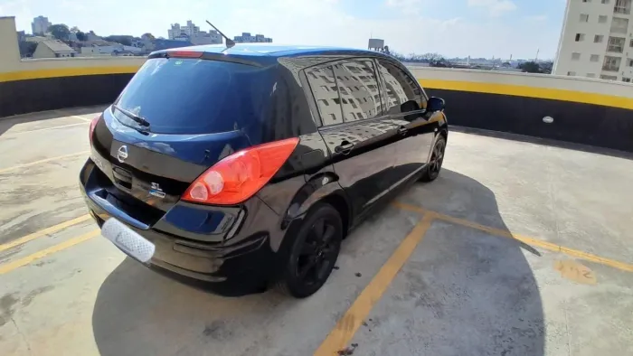 Nissan Tiida SL 1.8/1.8 Flex 16V Aut. 2011