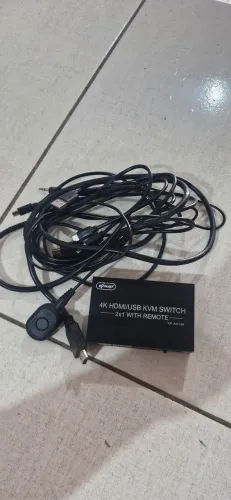 Switch KVM HDMI 2 Portas 4K 60Hz com USB - Para 2 PCs