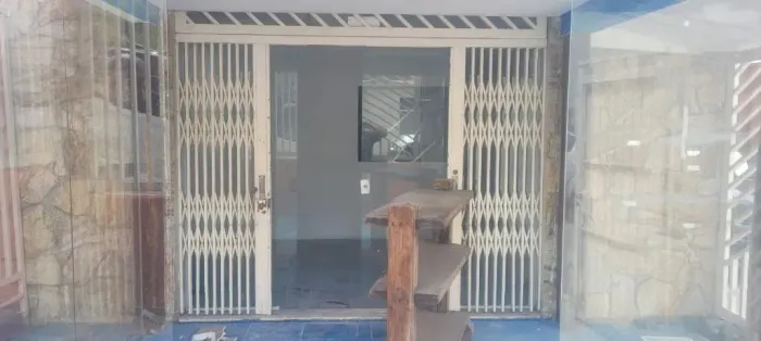 BARUERI - Casa Comercial - Vila São Jorge