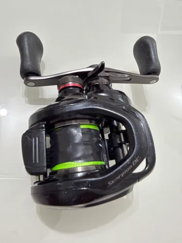 Carretilha Shimano Scorpion DC 101 HG