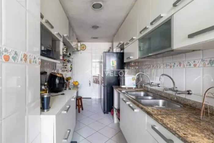 Apartamento : Padrão / Residencial / Lagoa