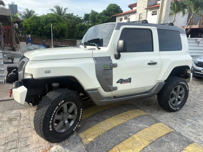 Troller T-4 4X4 3.2 20V TDI Cap. Rígida Diesel 2017