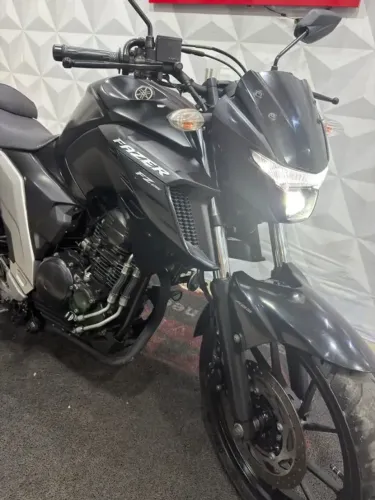 YAMAHA FZ 25 - ANO 2023(FELIPE VEÍCULOS)
