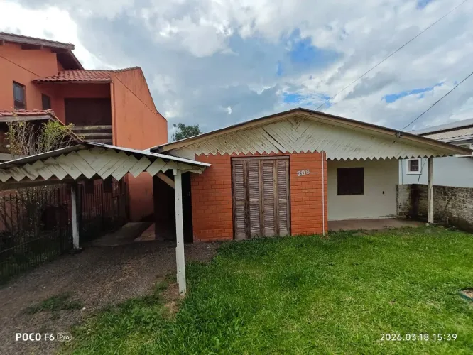 Casa ampla venda em Taquari