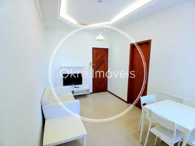 Charmoso apartamento mobiliado no coração do Leblon 32 m², portaria 24h e excelente locali
