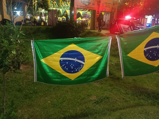 Bandeira do Brasil de cetim 1,5m Fazemos entregas!