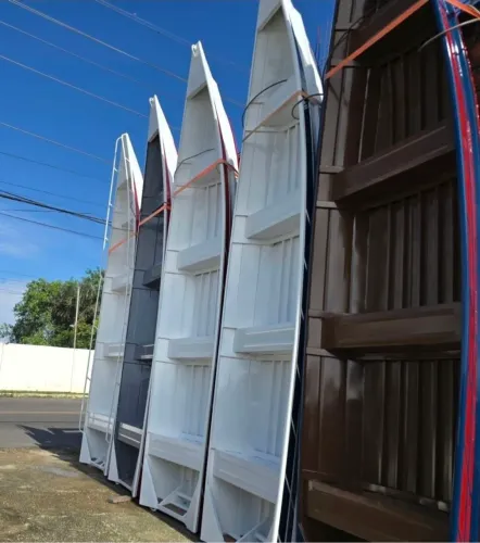 Canoa novas em uso 6 metros