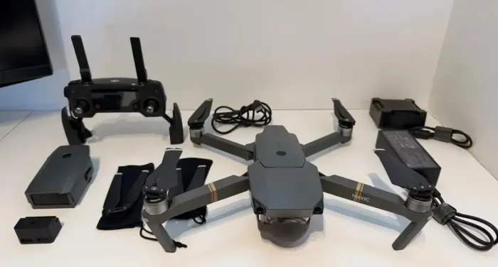 DJI Mavic Pro GL200A (completo com 3 baterias )