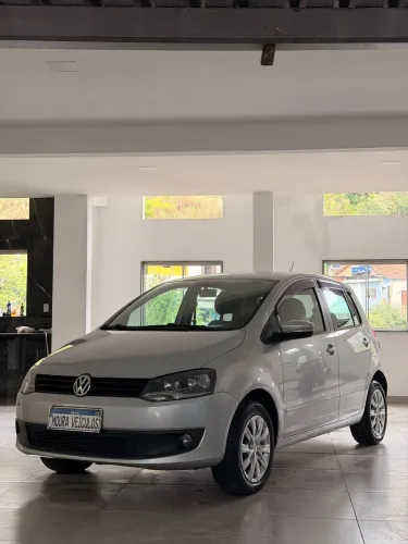 Volkswagen Fox 1.0 MI Total Flex 8V 5P 2013