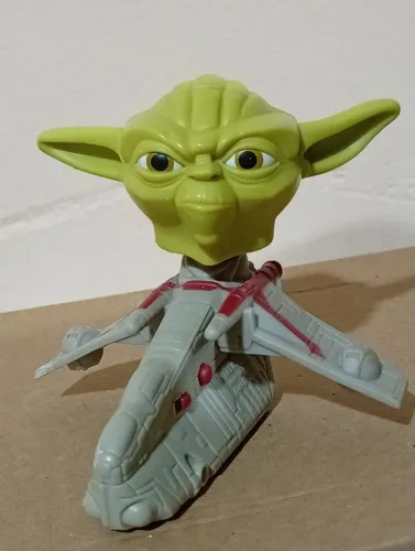 Boneco Mestre Yoda coleção Star Wars McDonald's de  2008