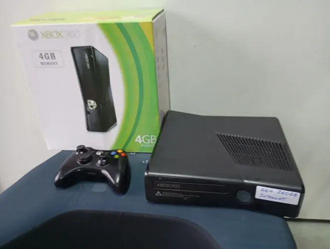 XBOX 360 RGH 250GB (acesso a qq jogo da plataforma). LOJA FÍSICA