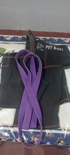 Vendo 2 Kimonos poucos usados em bom estado