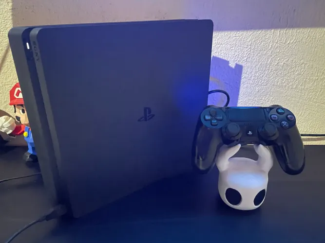 PlayStation 4 slim
