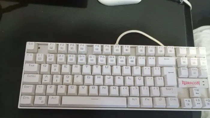 2 Teclados mecânicos da redragon