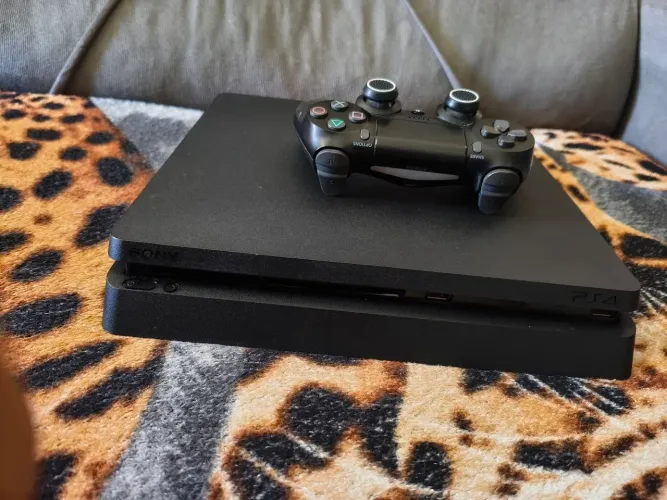 PS4 Slim 500GB