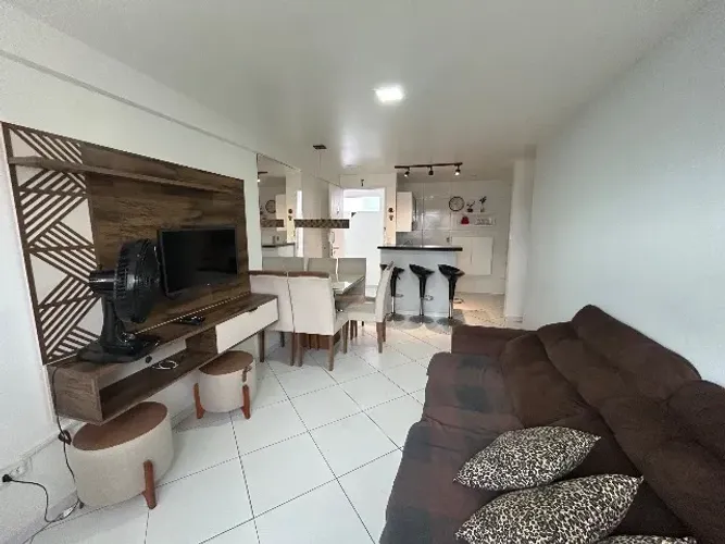 PORTEIRA FECHADA!! LINDÍSSIMO QUARTO E SALA NO CORAÇÃO DA PONTA VERDE 490 MIL