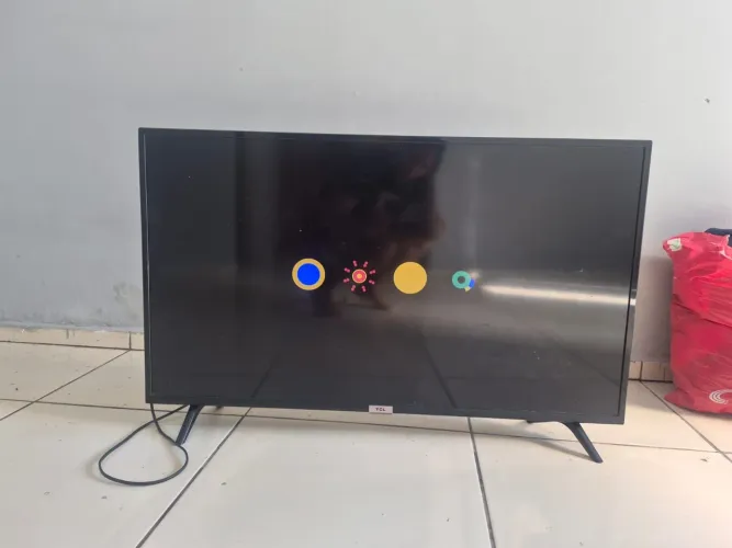 TV TCL 43 POLEGADAS SMART ANDROID E COMANDO DE VOZ